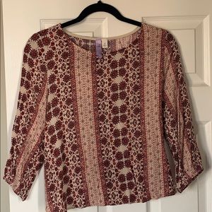 Women’s floral print top